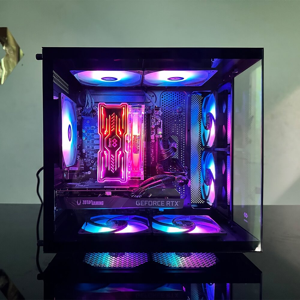 Infinity Cube - Micro-ATX Chassis
