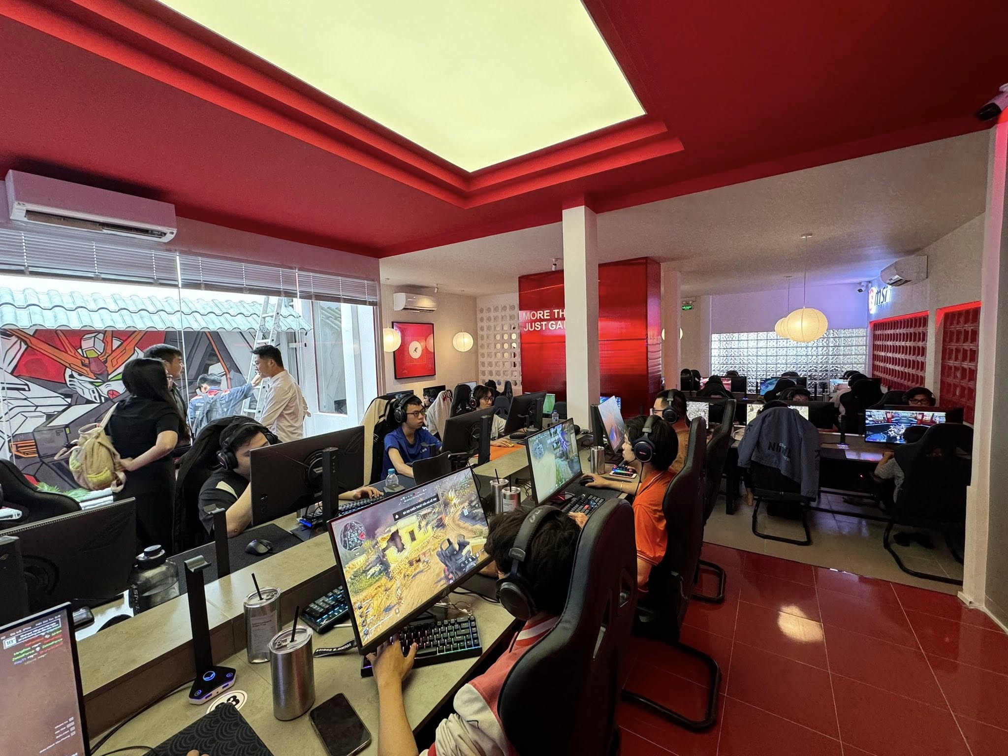 5+ Mẫu Thiết Kế Quán Net Hiện Đại 2025