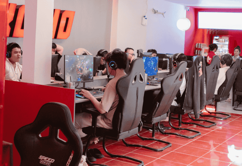 Vi Tính Nguyễn Thắng – Thi Công Phòng Game Chuẩn NVIDIA Tại KOHIO GAMING HOUSE CN2