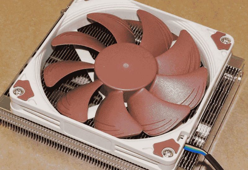 Tản nhiệt nước vs tản khí – nên chọn loại nào?