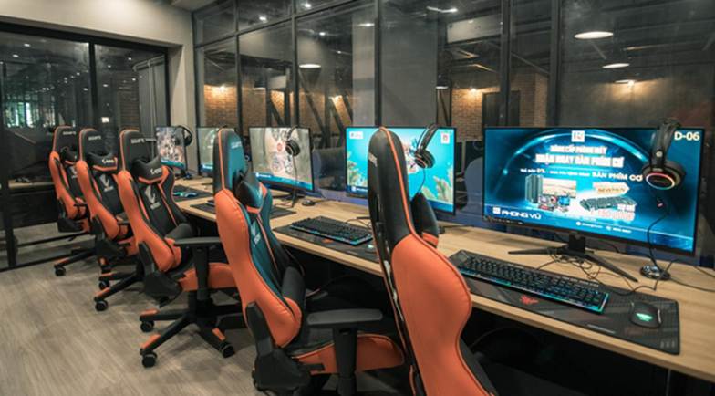 Thi công lắp đặt phòng Net