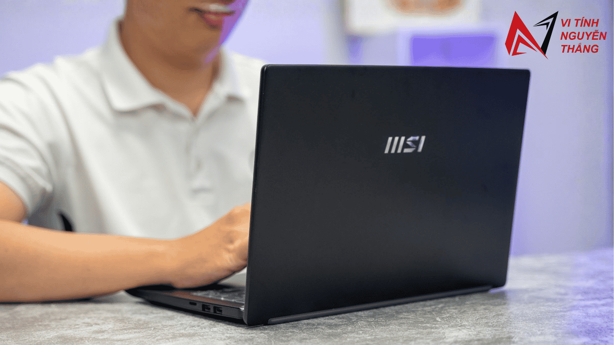 Kinh nghiệm mua laptop cũ cho sinh viên và kiểm tra tình trạng máy