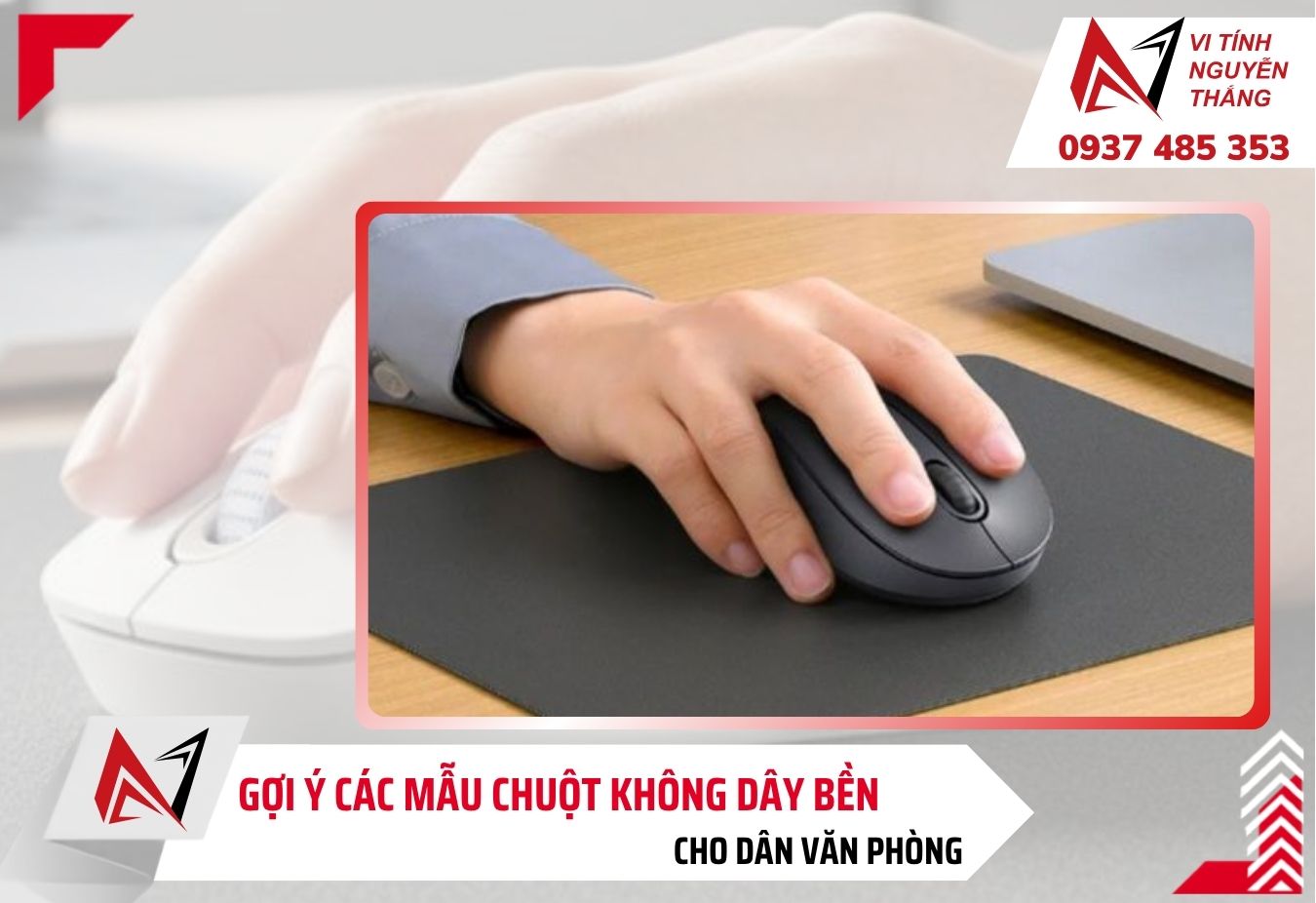 Chuột không dây đặt cạnh laptop trên bàn làm việc văn phòng